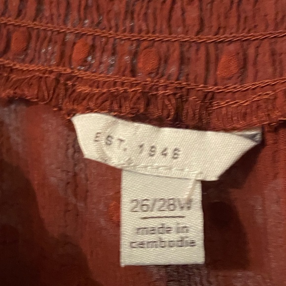 Chic Rust Ruffle Sleeve Blouse - Picture 2 of 5